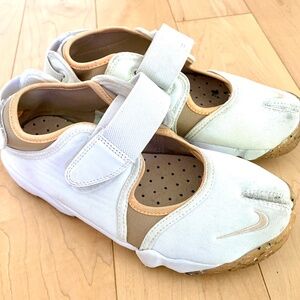 Nike Air Rift Split Toe White